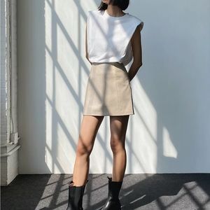 NWT Aritzia Babaton Modern Mini Skirt in Sierra Beige / 4